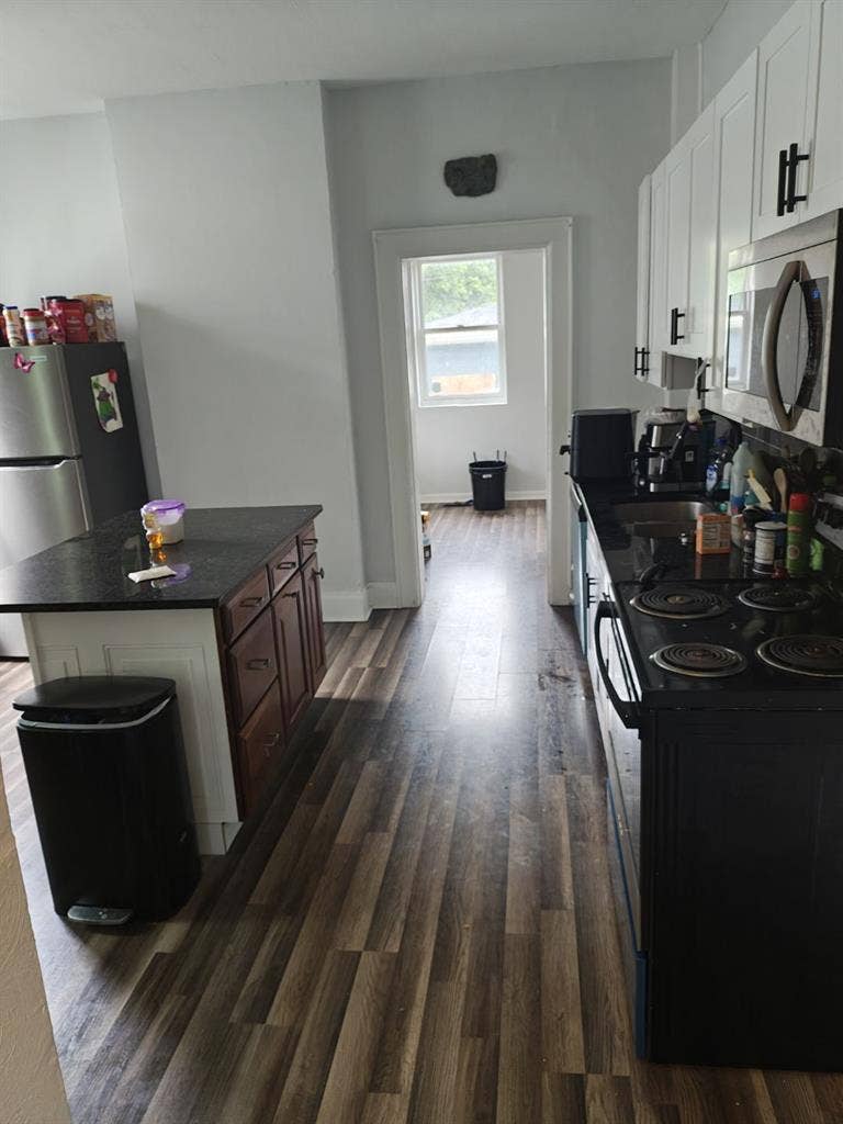 Room for rent (LGBTQ+ friendly)