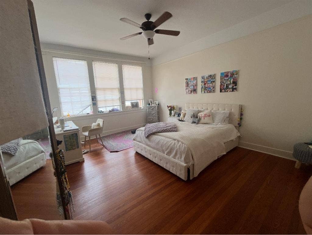 Spacious Uptown Apartmentts