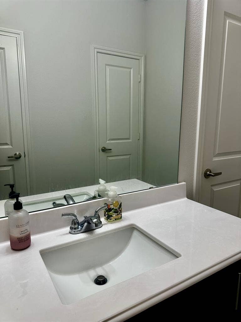 Furnished Room close to Frisco