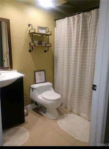 BATHROOMS HOUSE