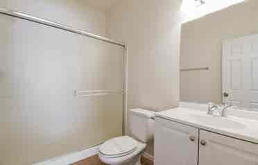 Spacious Rooms For Rent