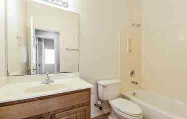 Spacious Rooms For Rent
