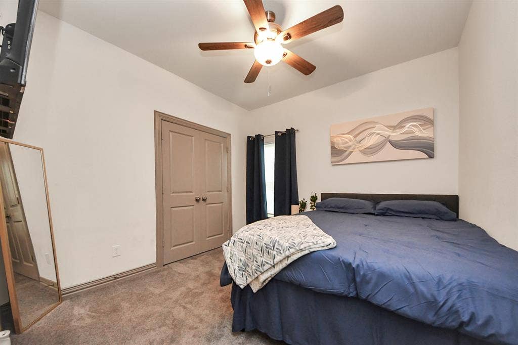 Cozy Home Near Downtown Houston