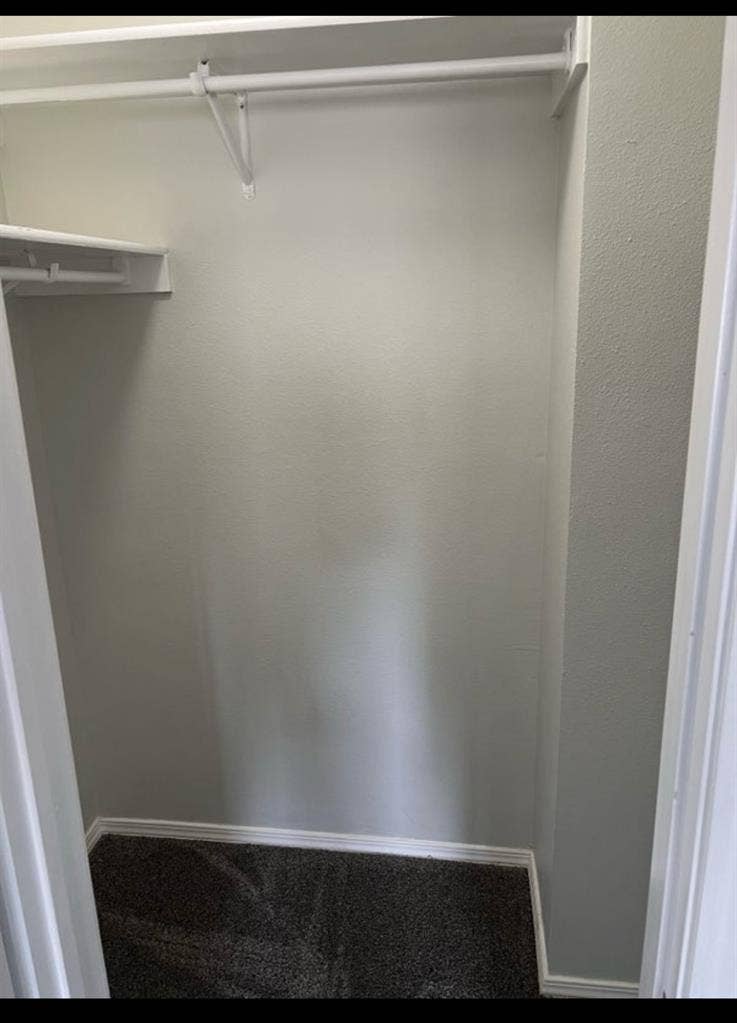 Master bed w/private bath for rent