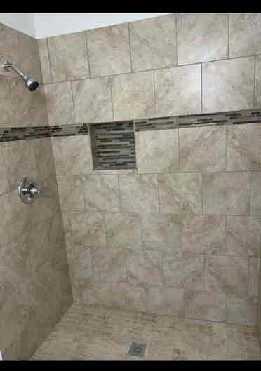 Master bed w/private bath for rent