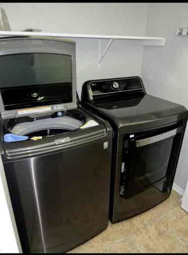 Master bed w/private bath for rent
