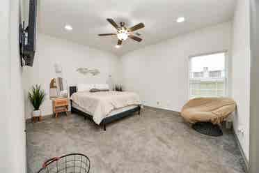 Cozy Home Near Downtown Houston