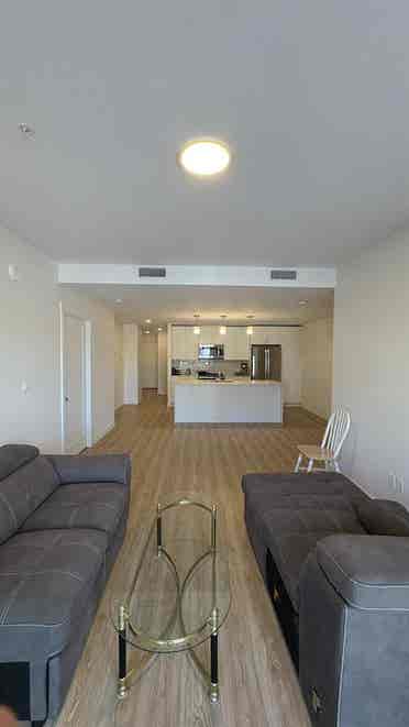 1 privet room available in 2 bed