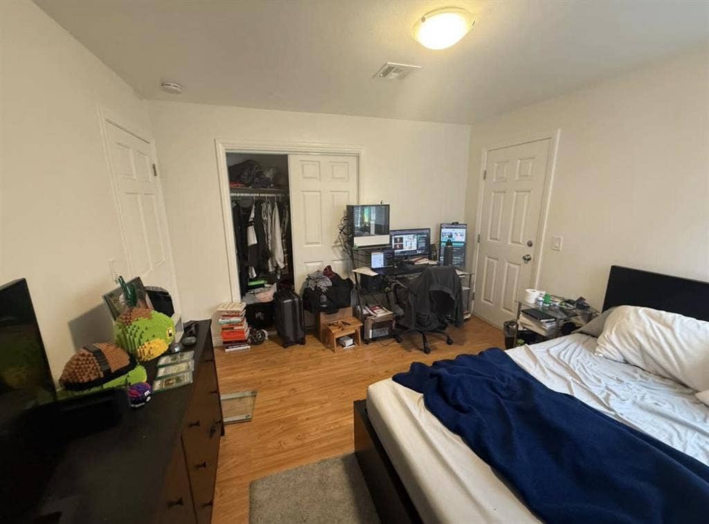 Looking for a great roommate