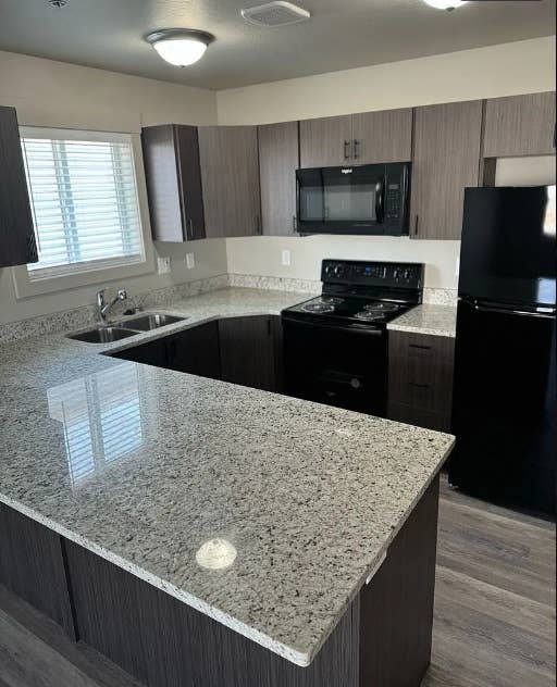 Master Bedroom/Bath Lease Takeover