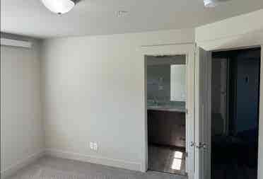 Master Bedroom/Bath Lease Takeover