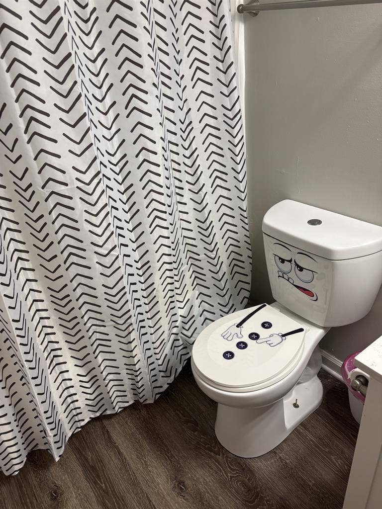 Private bed/ Private bath