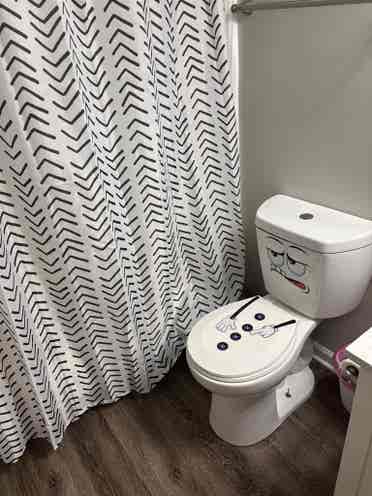 Private bed/ Private bath