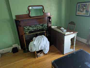 Room/shared Flat/Professional woman