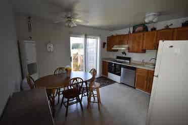 In search for a roommate/ tenant