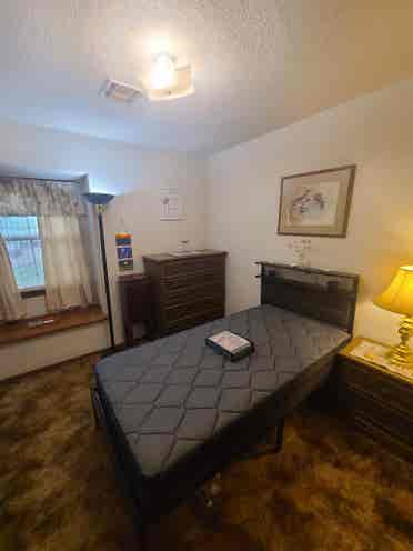 Private rooms, all bills included