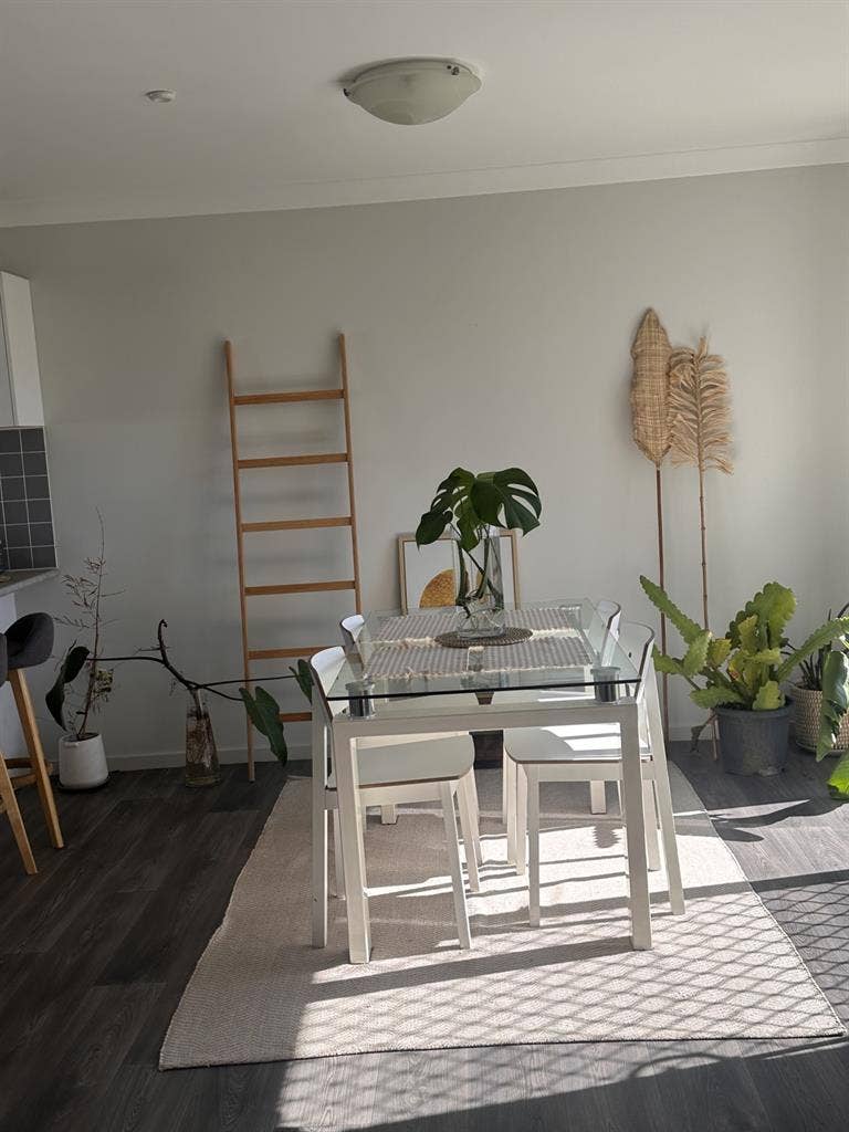 Double Bedroom In Hamlyn Terrace