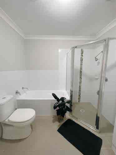 Double Bedroom In Hamlyn Terrace