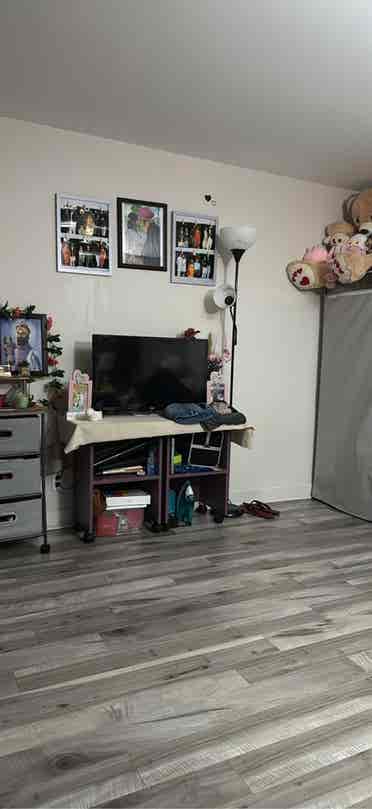 Private room for rent
