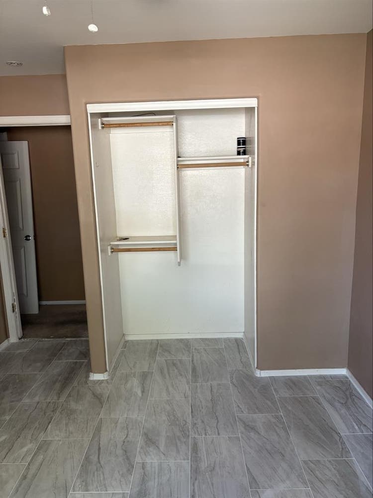 Room for rent in Glendalee