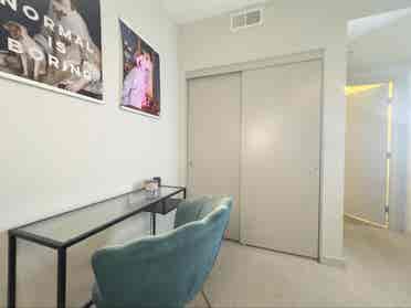 Private Room, in good Building