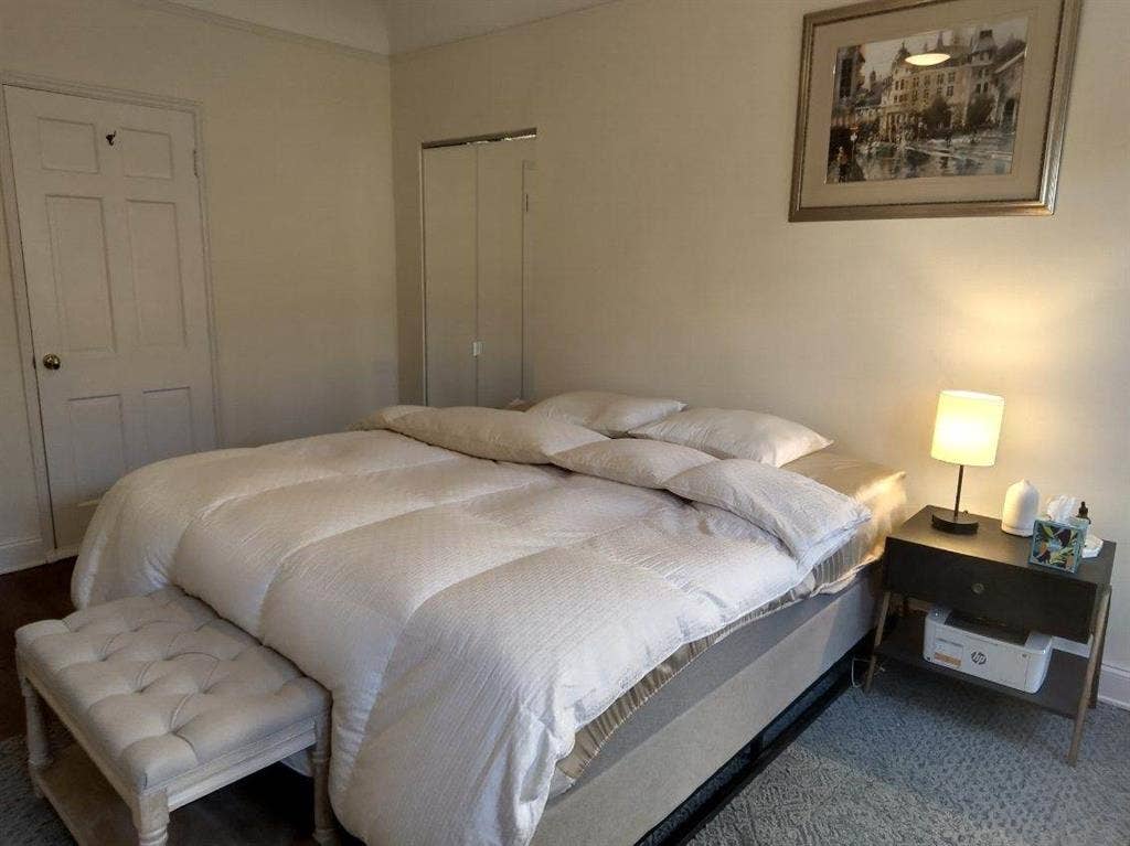 Beverly Hills Room - Walk to Rodeo