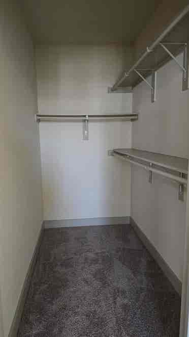 Need roommate at MAA Frisco Bridges