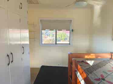 2 Rooms for Rent