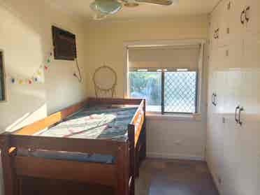 2 Rooms for Rent