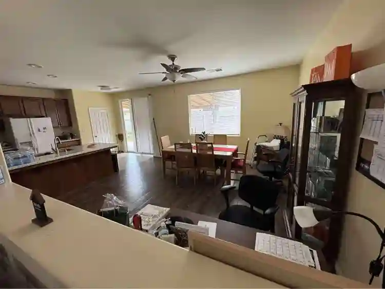 Quiet and peaceful , furnished room