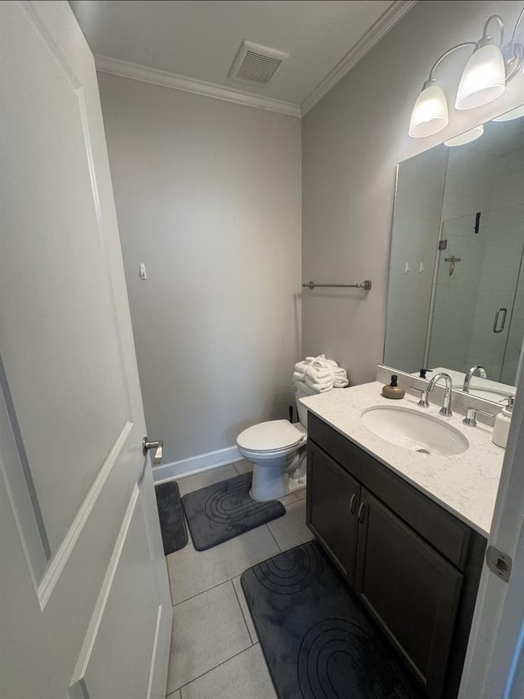 Lower level private entrance.
