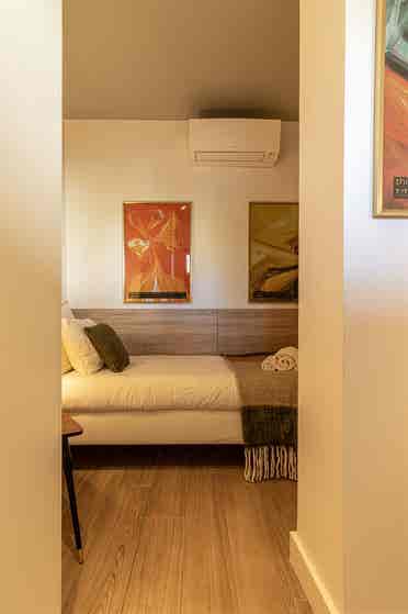 Single Room next to ISEL/Marvila