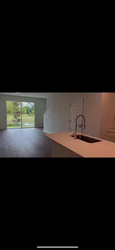Spare room for rent