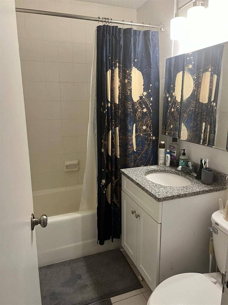 Newport Top Floor Room