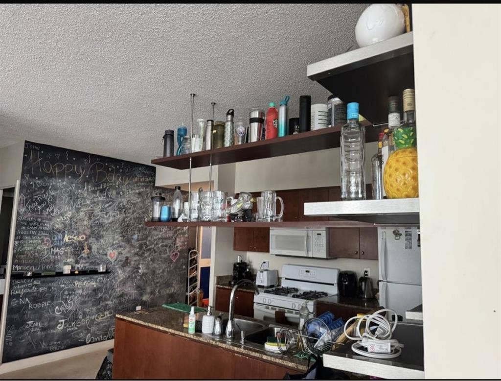 Room for Rent in Downtown Toronto
