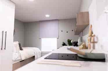 Double Bed Studio All Bills inc