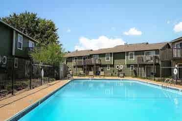 Female Roommate needed