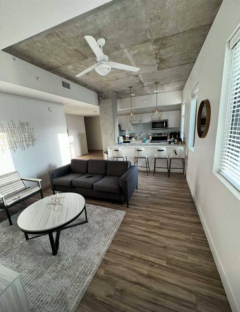 UT Austin Room Sublease