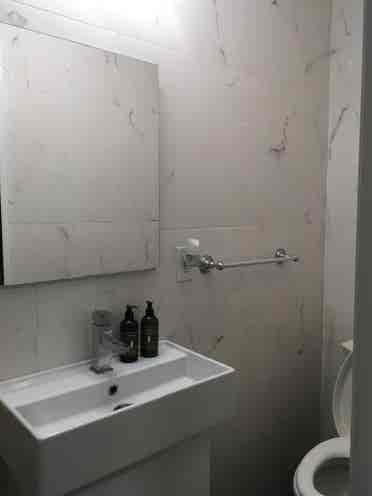 Looking for a roommatee