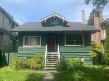 URGENT Move in June 1st. Priv Room