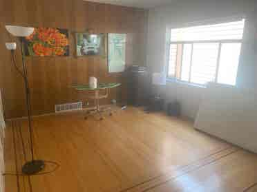 URGENT Move in June 1st. Priv Room