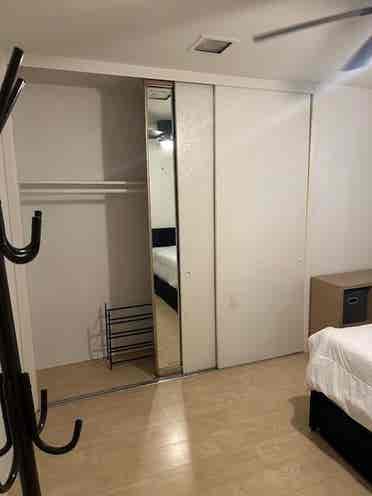 Private room&bath in Pico-Robertson