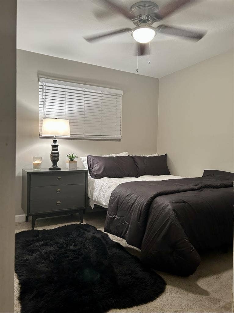 Room for rent $
all included