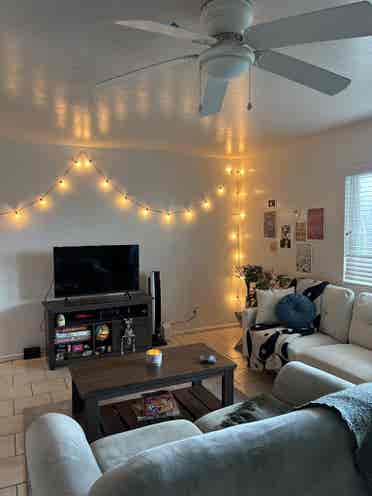 FALL SUBLEASE: SEP.- DEC