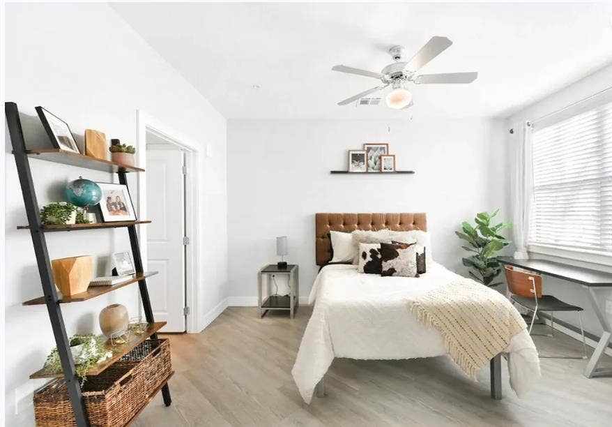 NAU Apartment Available