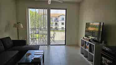 Looking for a roommate!