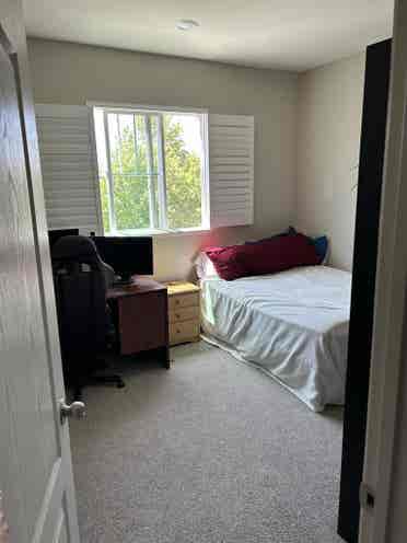 1 private bedroom, shared bath