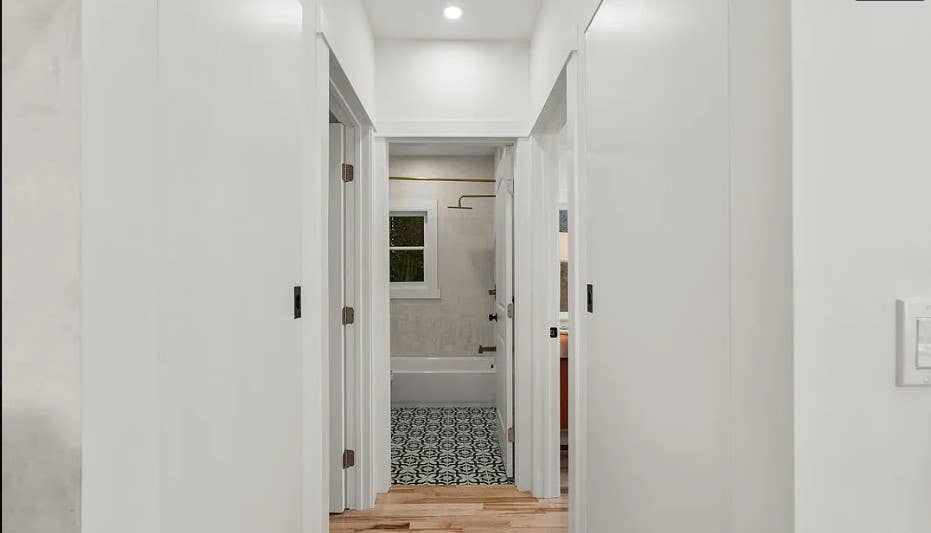 Gorgeous Two Bedroom Home For Rent