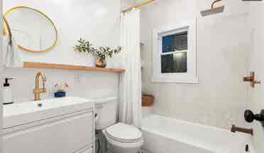 Gorgeous Two Bedroom Home For Rent