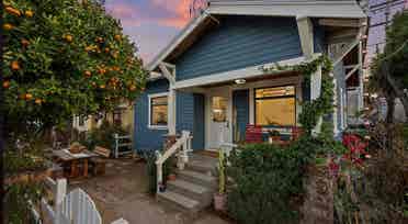 Gorgeous Two Bedroom Home For Rent